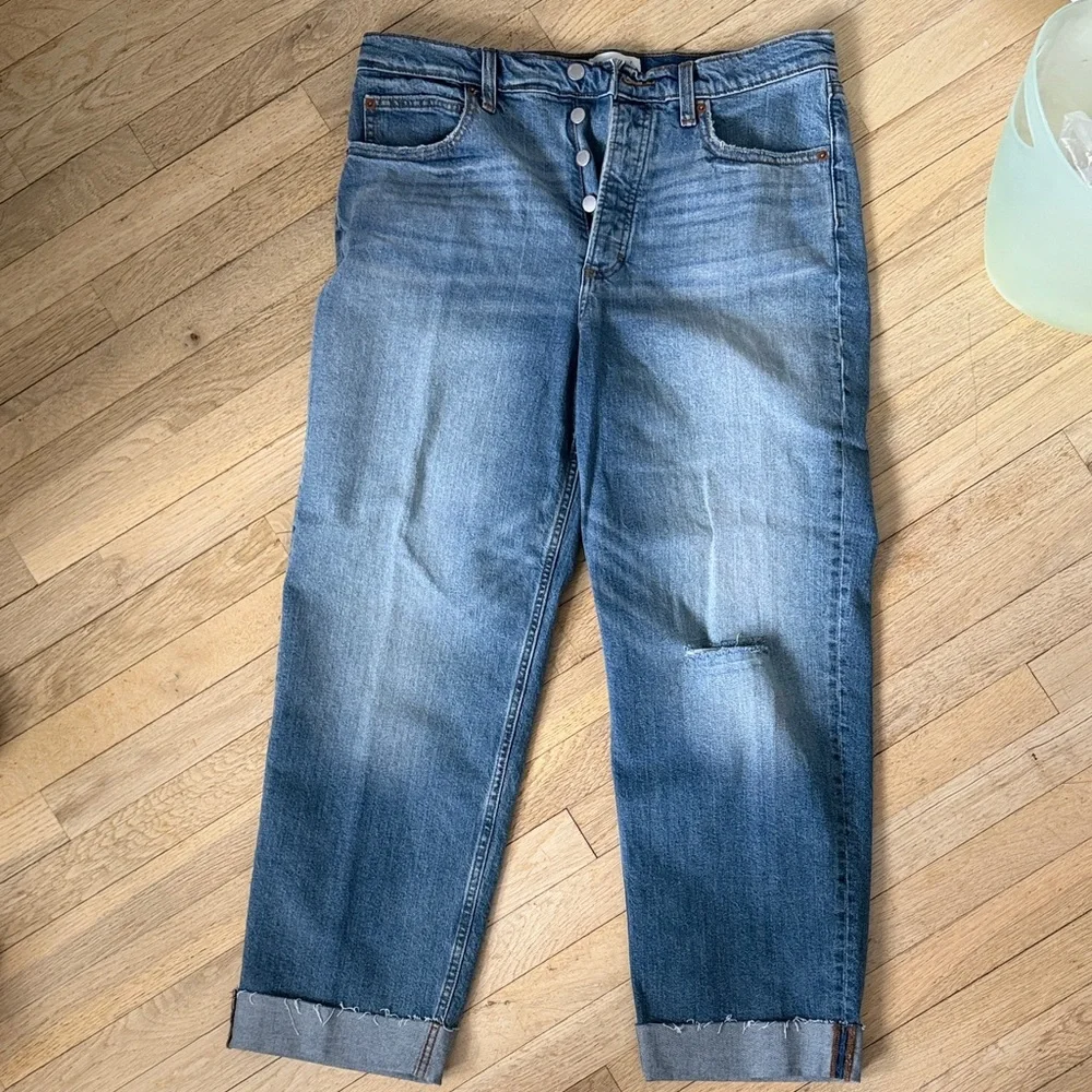 Universal Thread Classic Blue Jeans - Picture 4 of 6